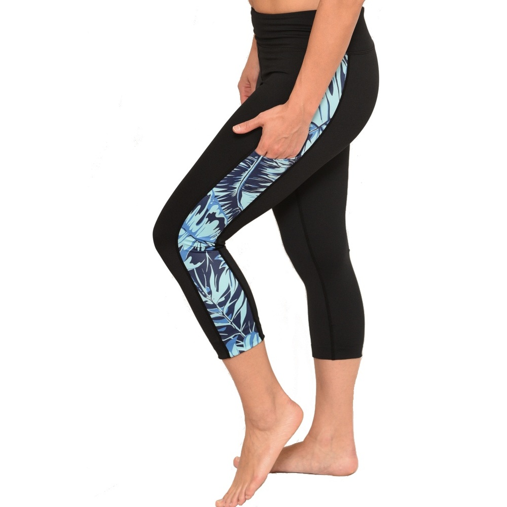 Tropical Fern Hawaiian Crop Yoga Pants with pocket